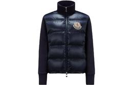 Moncler: Тёмная куртка 