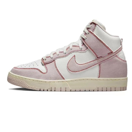 Nike: Розовые кроссовки  Dunk