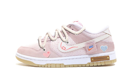 Nike: Розовые кроссовки  Dunk