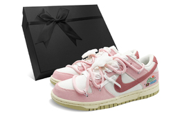 Nike: Розовые кроссовки  Dunk