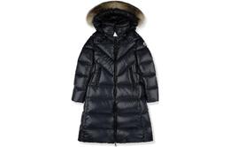 Moncler: Тёмный пуховик 