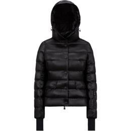 Moncler: Чёрный пуховик 