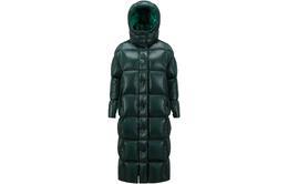 Moncler: Зелёная куртка  Parnaiba