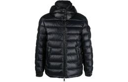 Moncler: Чёрный пуховик 