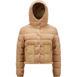 Moncler: Бежевый пуховик 