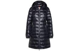 Moncler: Чёрный пуховик 