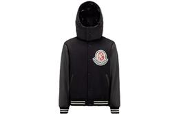 Moncler: Чёрная куртка 