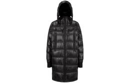 Moncler: Чёрный пуховик 