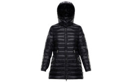 Moncler: Чёрный пуховик 