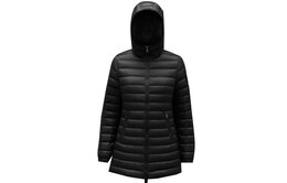 Moncler: Чёрный пуховик 