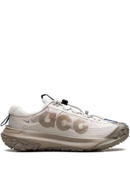 Nike: Бежевые кроссовки 