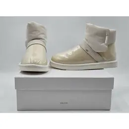 UGG: Белые угги 