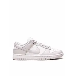 NIKE: Серебристые кроссовки  Dunk Low