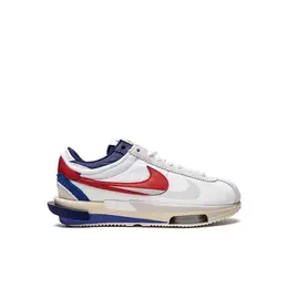 NIKE: Серебристые кроссовки  Cortez