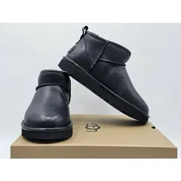 UGG: Чёрные угги 