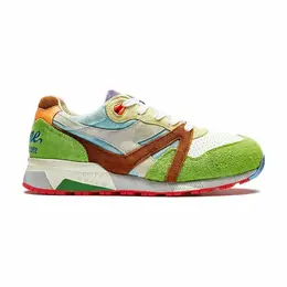 Diadora: Кроссовки 