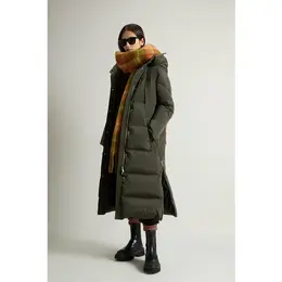 Woolrich: Зелёный пуховик 