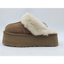 UGG: Золотые угги 