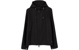 Burberry: Чёрная куртка 