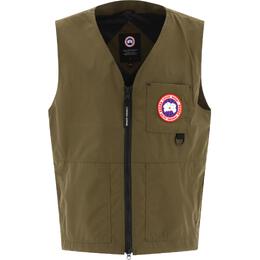 Canada Goose: Зелёная куртка 