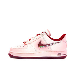 Nike: Яркие кроссовки  Air Force 1