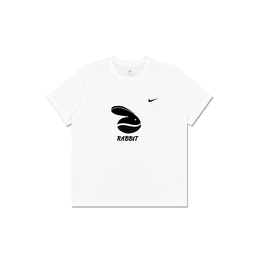 Nike: Белая футболка 