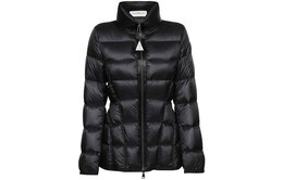 Moncler: Чёрный пуховик 