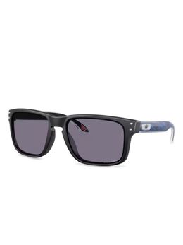 Oakley: Очки 