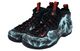 Nike: Чёрные кроссовки  Foamposite One