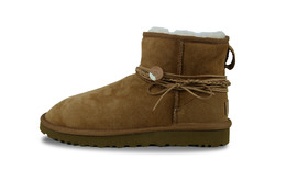 UGG: Ботинки  Classic Mini