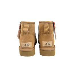 UGG: Коричневые ботинки  Classic Mini