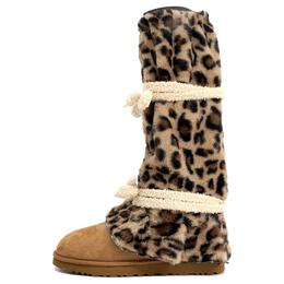 UGG: Жёлтые ботинки  Classic Mini