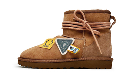 UGG: Ботинки  Classic Mini