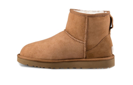 UGG: Коричневые ботинки  Classic Mini