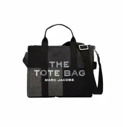 MARC JACOBS: Чёрная сумка 