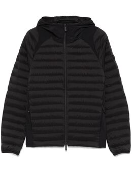 Moncler: Чёрная куртка 