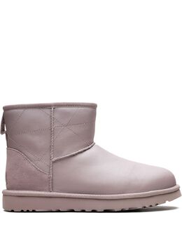 UGG: Розовые ботинки  Classic Mini