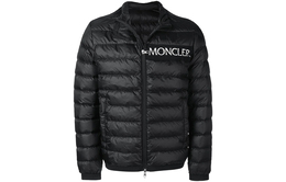 Moncler: Чёрный пуховик 