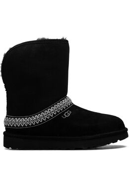 UGG: Чёрные ботинки 