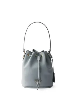 Prada: Светлая сумка 