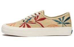 Vans: Светлые кроссовки  Authentic