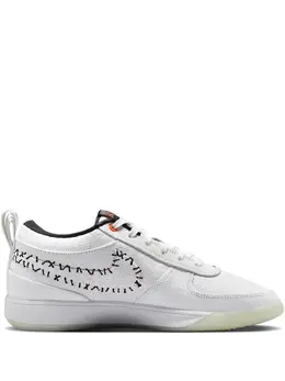 Nike: Белые кроссовки 