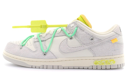 Nike: Белые кроссовки  Dunk Low