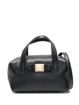 Ferragamo: Чёрная сумка 