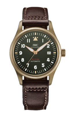 Iwc Schaffhausen: Часы  Pilot's