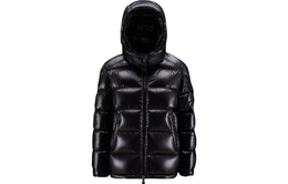 Moncler: Чёрный пуховик  Maire