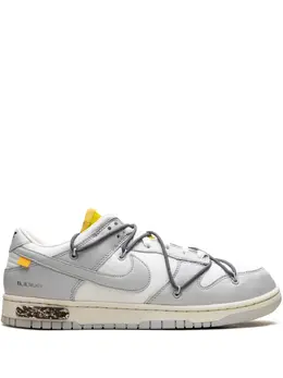 Nike: Белые кроссовки  Dunk Low