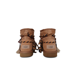 UGG: Ботинки  Classic Mini