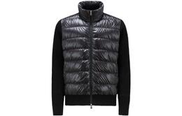 Moncler: Чёрная куртка 