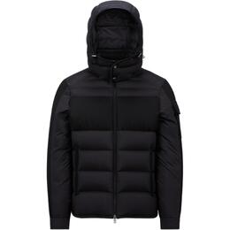 Moncler: Чёрный пуховик 